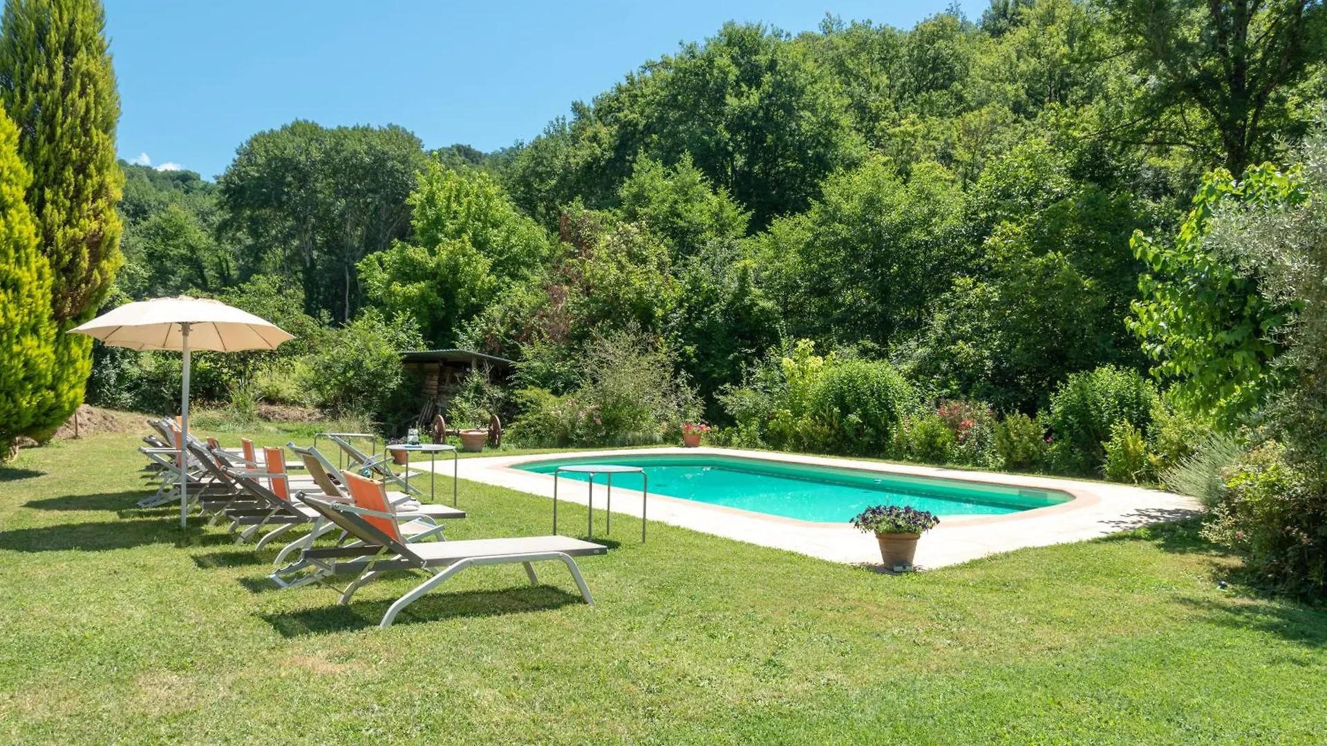 Вилла Cascina Gretaio Con Piscina Реджелло