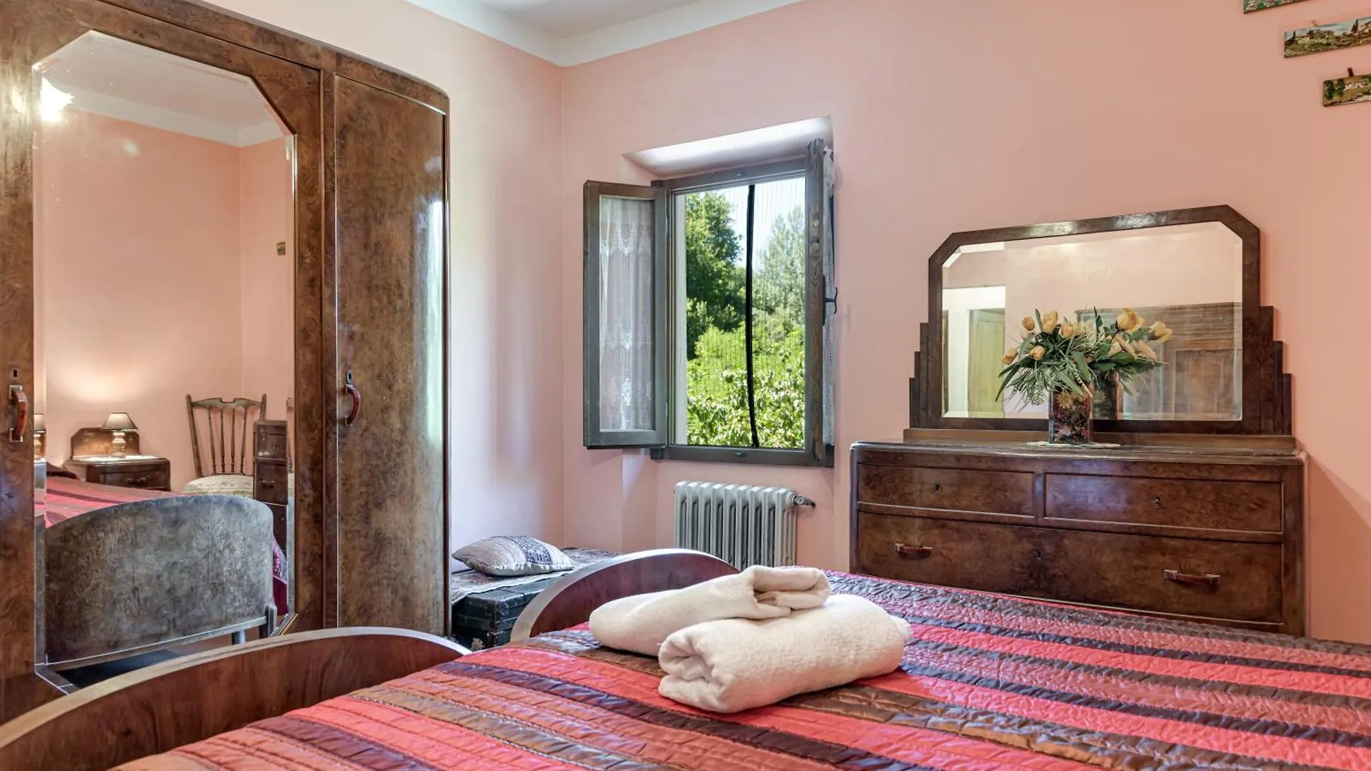 הוילה רג'לו Cascina Gretaio Con Piscina 0*,  איטליה